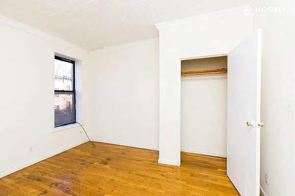 Rented by Nooklyn NYC LLC | media 7