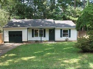 320 Hembree Forest Cir, Roswell, GA 30076