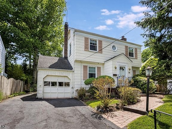 2nd image of 26 Crestview Hill Rd