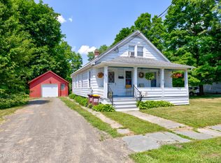 45 Spring St, Cambridge, NY 12816