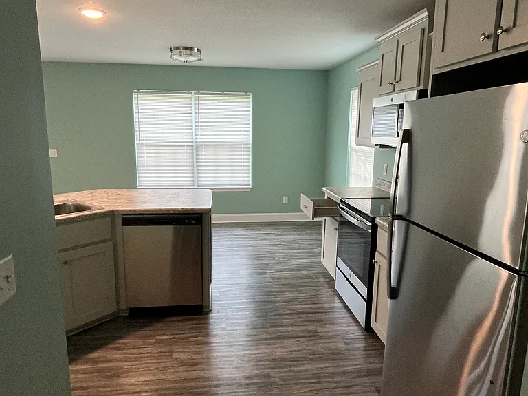 7031 White Pine Ave — Photo 23