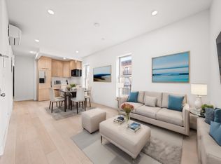 426 15th St APT 2L, Brooklyn, NY 11215