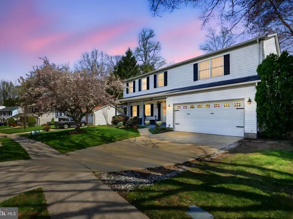 14508 William Carr Ln, Centreville, VA 20120