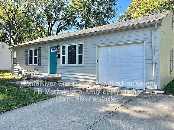 2nd image of 208 N Kendall Dr