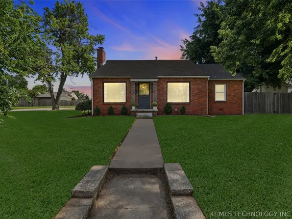 2303 S Delaware Ct, Tulsa, OK 74114