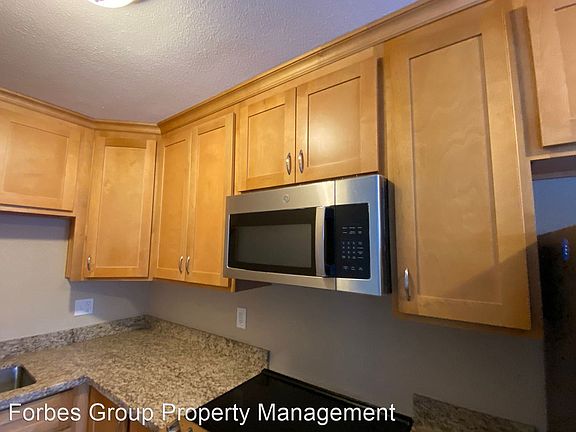 3rd image of 335 N 6th St #11173394