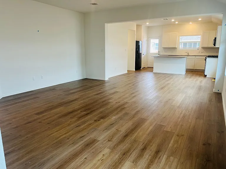 1405 Marley — Photo 10