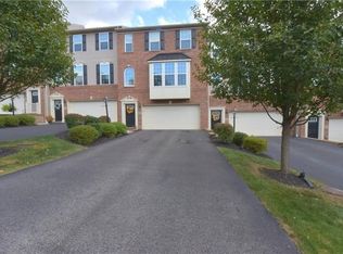 405 Maple Ridge Dr, Canonsburg, PA 15317