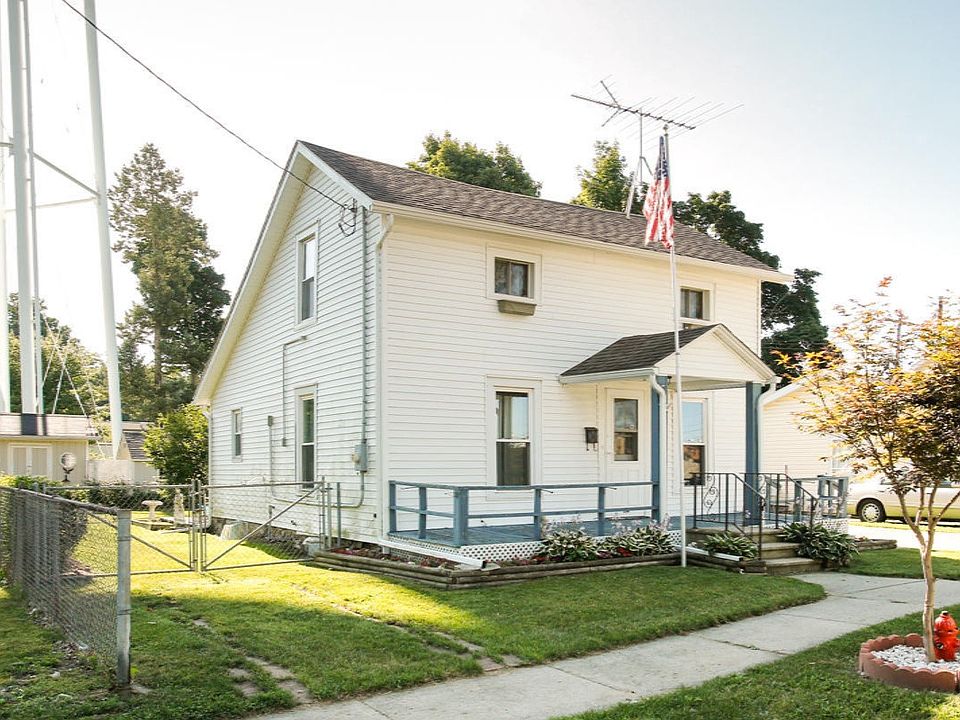 1st image of 114 N Kalamazoo Ave