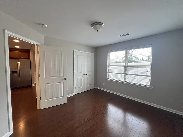 216 Saxony Way #MAIN — Photo 10