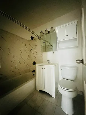 Rented by Compass | media 7