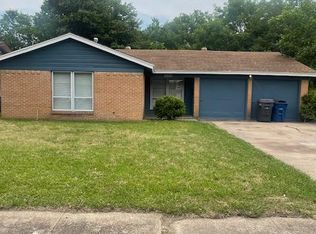 8826 Donnybrook Ln, Dallas, TX 75217