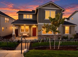 30950 NW Yorkshire St, North Plains, OR 97133