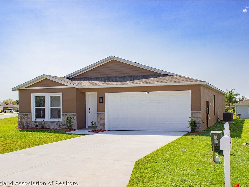 1st image of 1392 Stone Ridge Cir