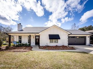 2518 Havard Rd, Ocean Springs, MS 39564