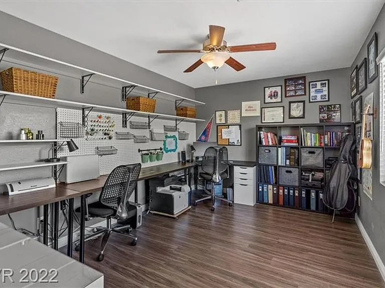 7725 Donner Peak St — Photo 30