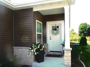 3925 Tanglewood Pl, Janesville, WI 53546