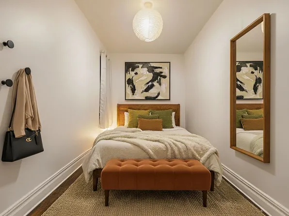 82 Christopher Street image 2 of 11