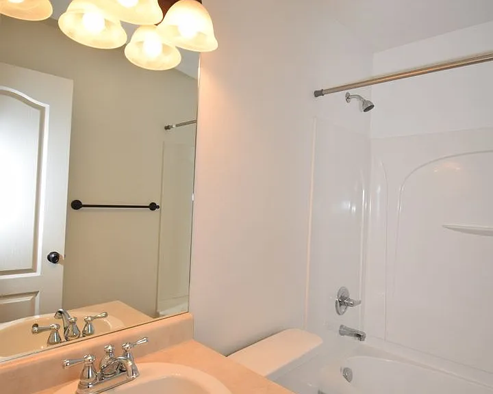 2182 E Whitekirk Way — Photo 10