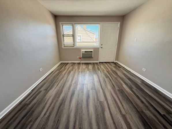 1218 Circle Ave APT 6