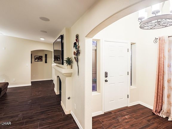 5th image of 3780 Saratoga Ave