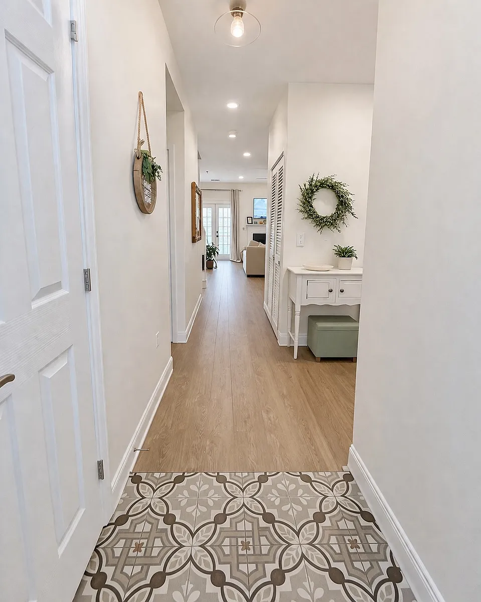 Entry way - 1110 Cranston Ct