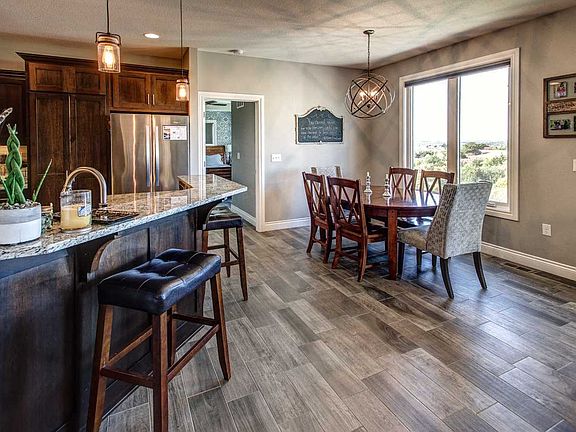 5th image of 1823 Grand Vista Ln