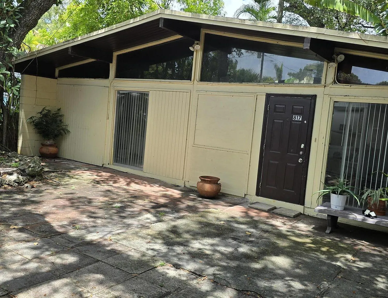 1 bed, 1.0 bath, 1286 sqft, $1,600 — Photo 1