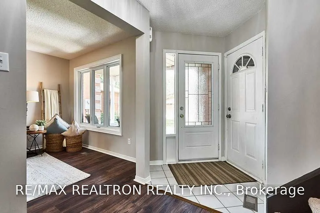 3 bed, $2,799 — Photo 3