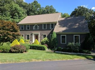 9 Woodstone Ct, Danbury, CT 06811