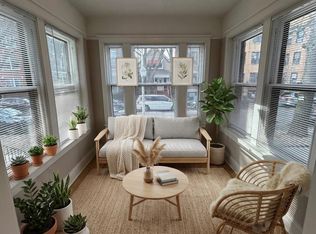 1456 W Edgewater Ave APT 2, Chicago, IL 60660