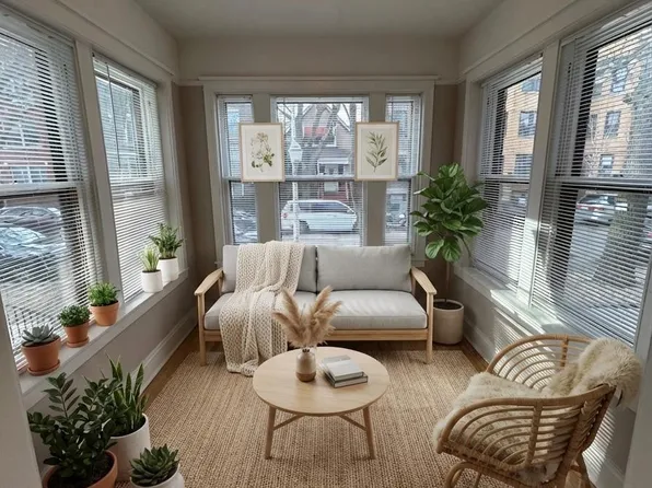 1456 W Edgewater Ave APT 2, Chicago, IL 60660