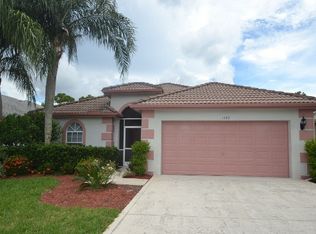 1488 Lake Breeze Dr, Wellington, FL 33414