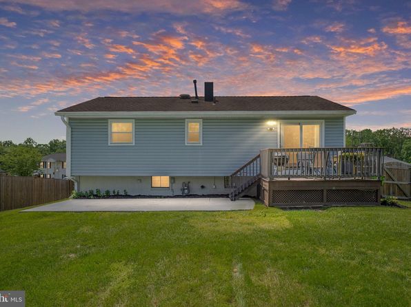3830 Claremont Ln, Woodbridge, VA 22193
