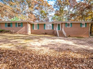 127 Tanglewood Dr, Kannapolis, NC 28081