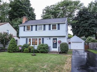 61 Wicklow Dr, Rochester, NY 14617