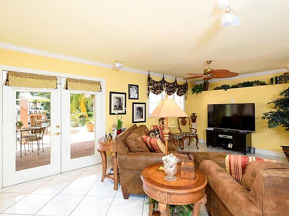 5th image of 8727 Hickorywood Ln