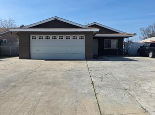 617 7th St, Mc Farland, CA 93250
