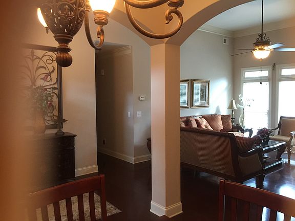 2nd image of 1965 Heritage Green Dr