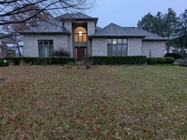 5106 W Foxhill Ct, Muncie, IN 47304