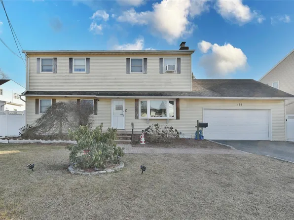 195 Maple Avenue, Bethpage, NY 11714