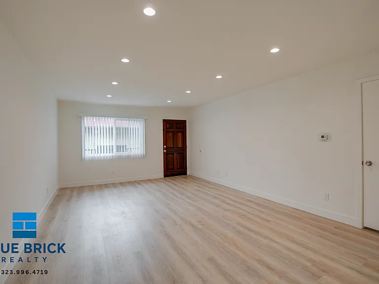 536 E Cypress Ave #301 — Photo 1