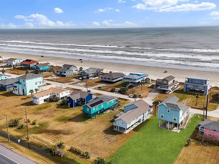 16634 Jamaica Beach Rd — Photo 35
