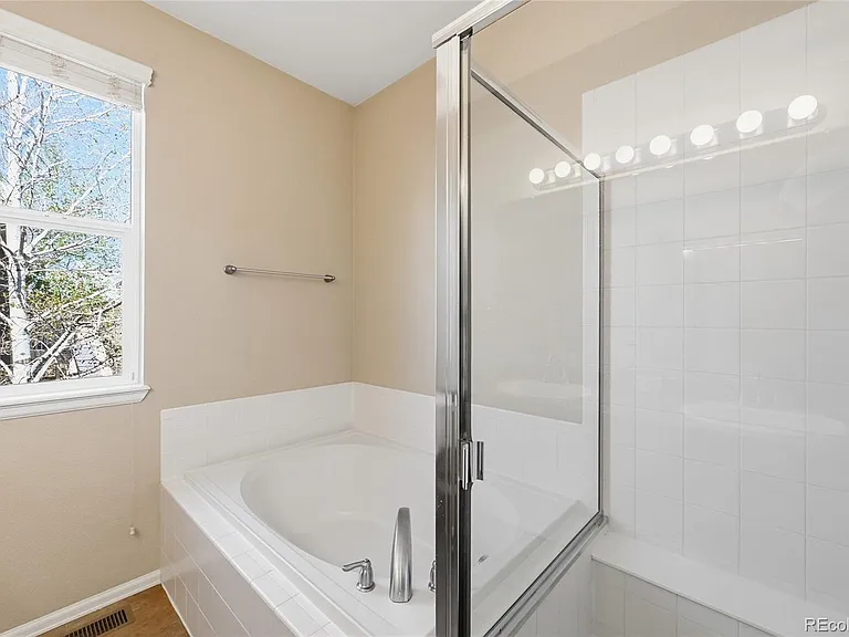 3645 Desert Ridge Cir — Photo 18