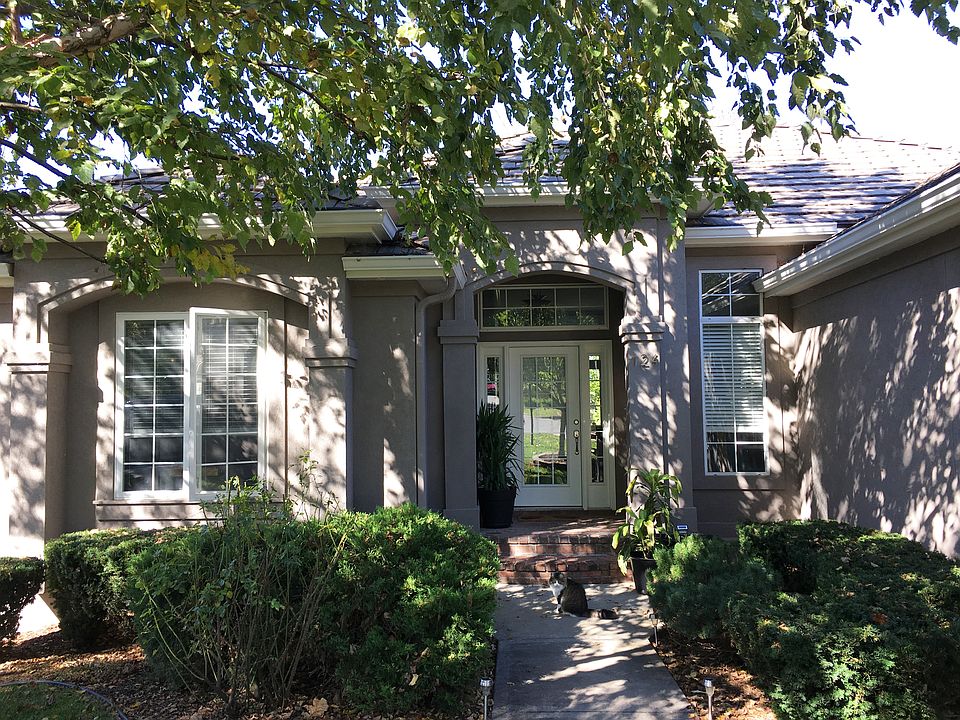 Exterior Entry View