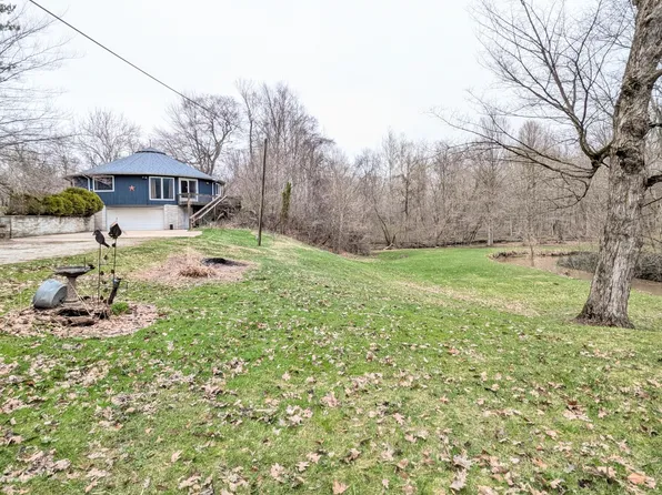 840 Black River Rd, Bangor, MI 49013
