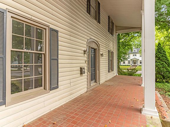 3rd image of 429 S Petty St
