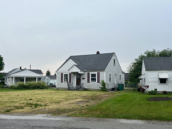 2nd image of 1903 Glenross Pl