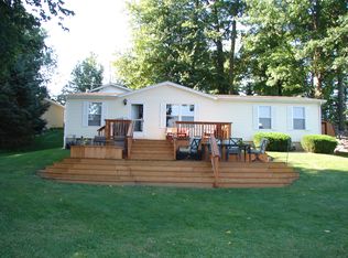 1400 Ln 201 Ball Lk, Hamilton, IN 46742