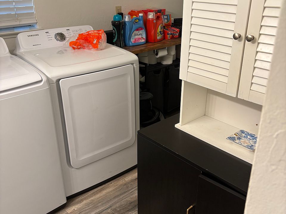 Convenient in-home laundry with full- size washer and dryer hookups